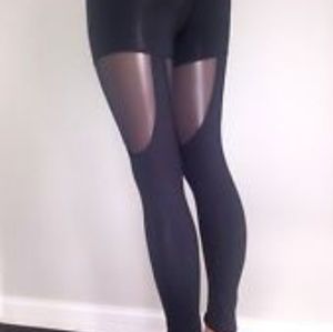 Victoria sport knockout tights